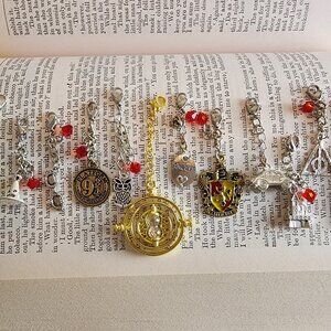 Assorted lot of 12 Harry Potter Jewelry Charms Bracelet Necklace Gold Silver